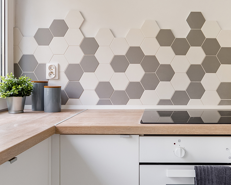 How To Tile a Kitchen Splashback